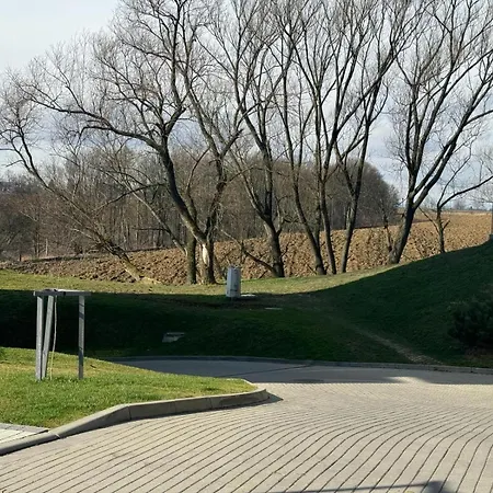Kotlina Klodzka - Apartament Na Wylacznosc Na Letniej , 63 M , 2 Sypialnie , Salon Z Aneksem Kuchennym , Balkon , Podziemny Garaz Free Klodzko Exterior photo
