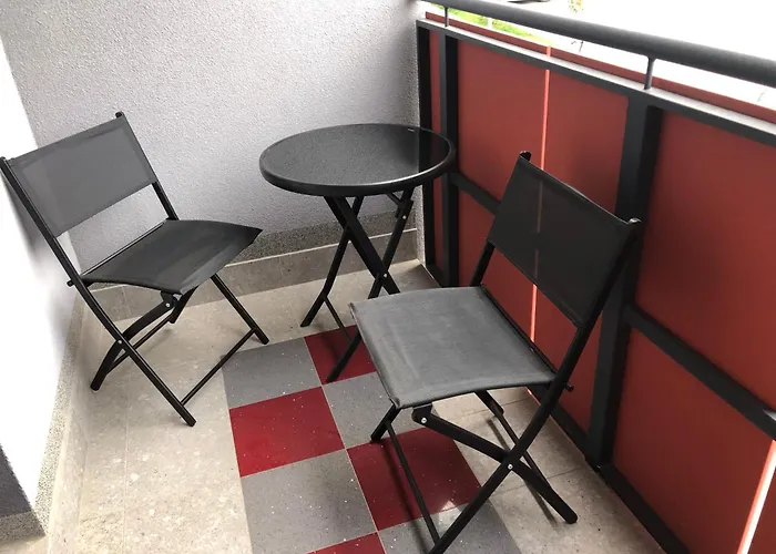 Kotlina Klodzka - Apartament Na Wylacznosc Na Letniej , 63 M , 2 Sypialnie , Salon Z Aneksem Kuchennym , Balkon , Podziemny Garaz Free
